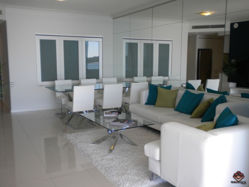 430 Marine Parade, Biggera Waters QLD 4216