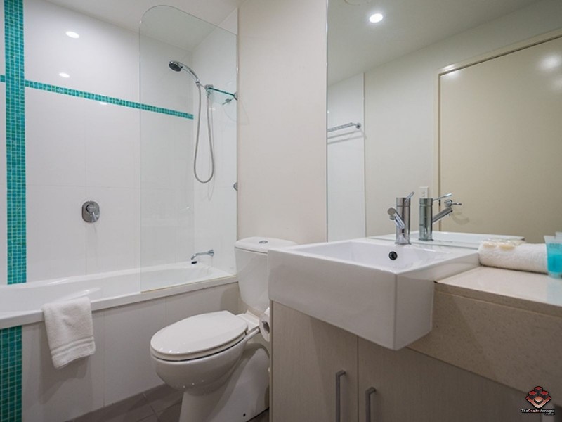 430 Marine Parade, Biggera Waters QLD 4216