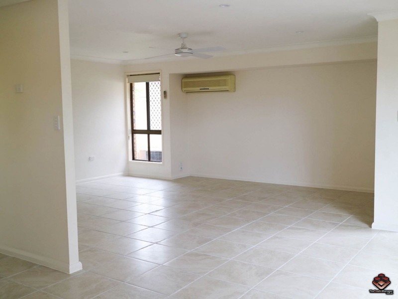 8 Zinnia Court, Runcorn QLD 4113