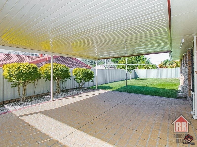 8 Zinnia Court, Runcorn QLD 4113