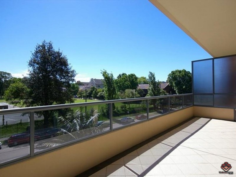 135/8-12 Thomas Street, Waitara NSW 2077