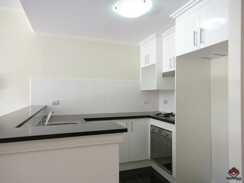 135/8-12 Thomas Street, Waitara NSW 2077