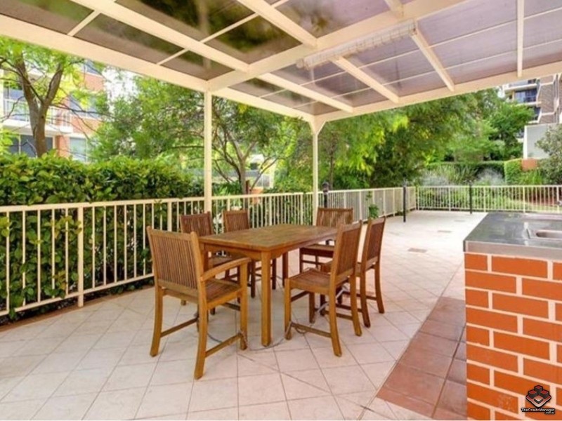 135/8-12 Thomas Street, Waitara NSW 2077