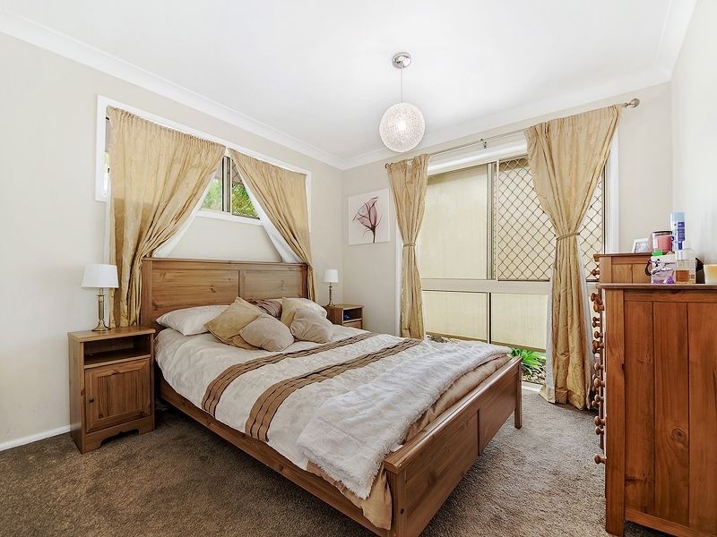 11 Stonyfell Court, Varsity Lakes QLD 4227