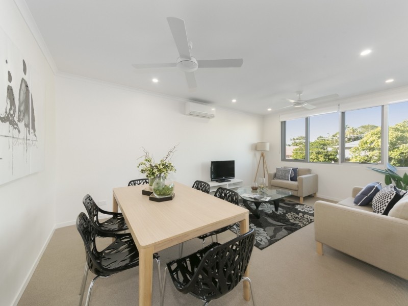 986 Wynnum Road, Cannon Hill QLD 4170