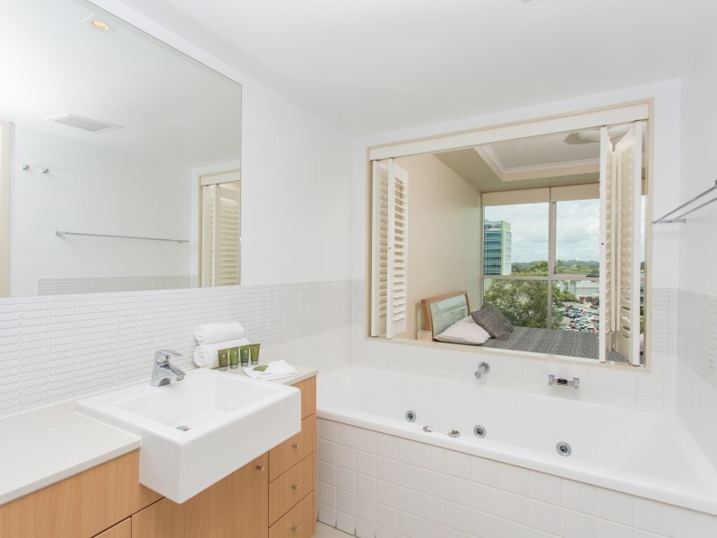 1-7 Duporth Avenue, Maroochydore QLD 4558