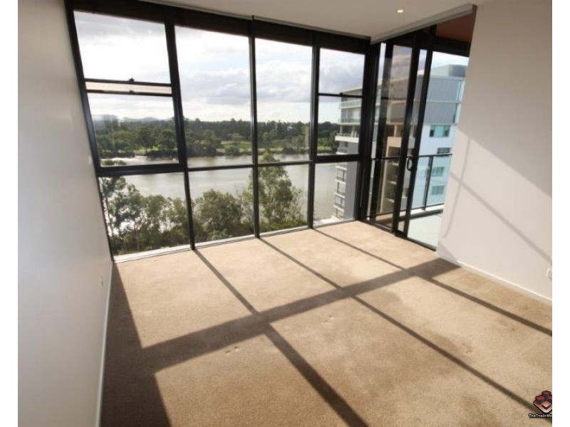 5323/197 King Arthur Terrace, Tennyson QLD 4105