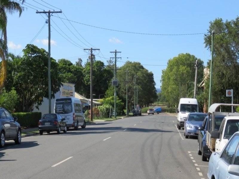 17 Chapman Street, Proserpine QLD 4800