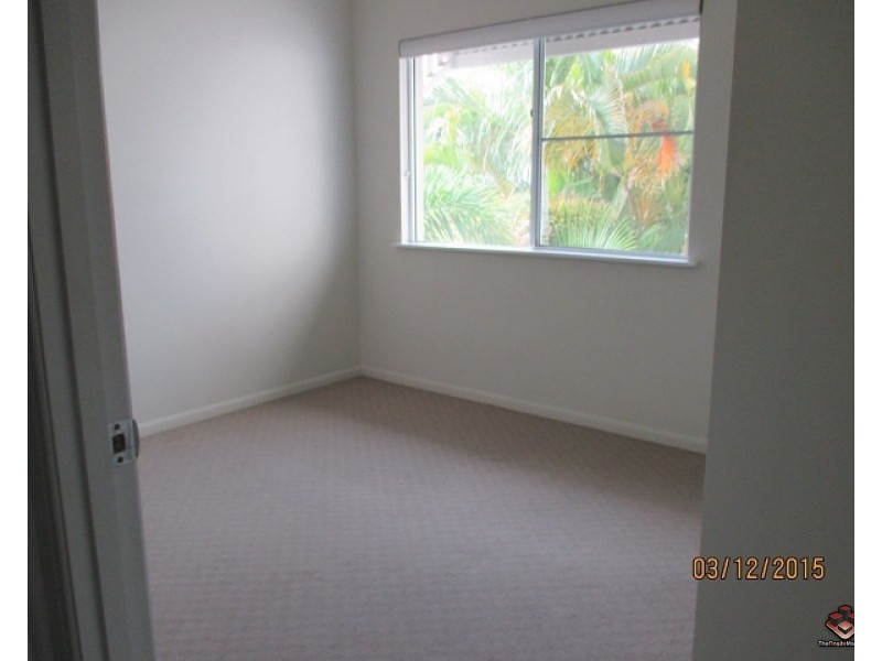 42 Warburton Street, North Ward QLD 4810