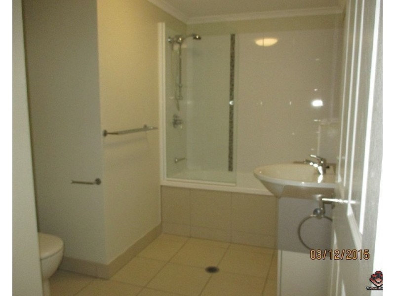 42 Warburton Street, North Ward QLD 4810