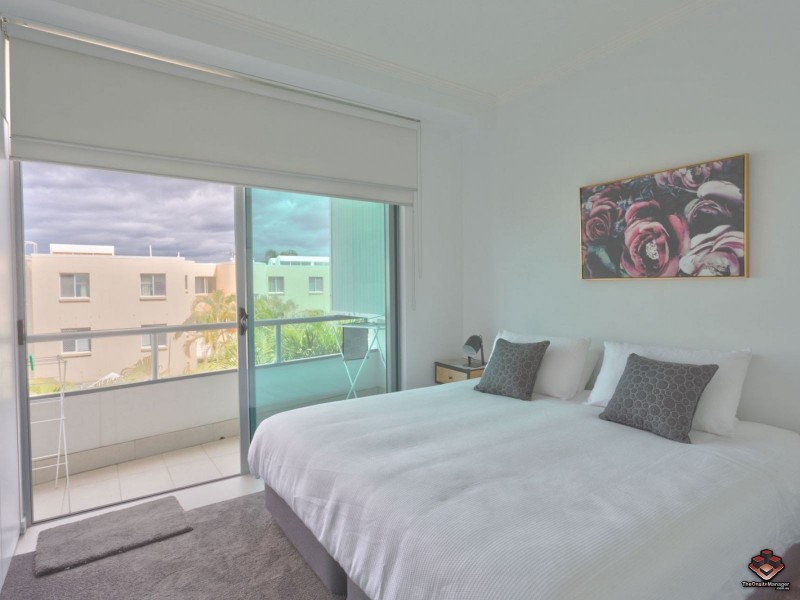 20-28 Bayview Street, Runaway Bay QLD 4216