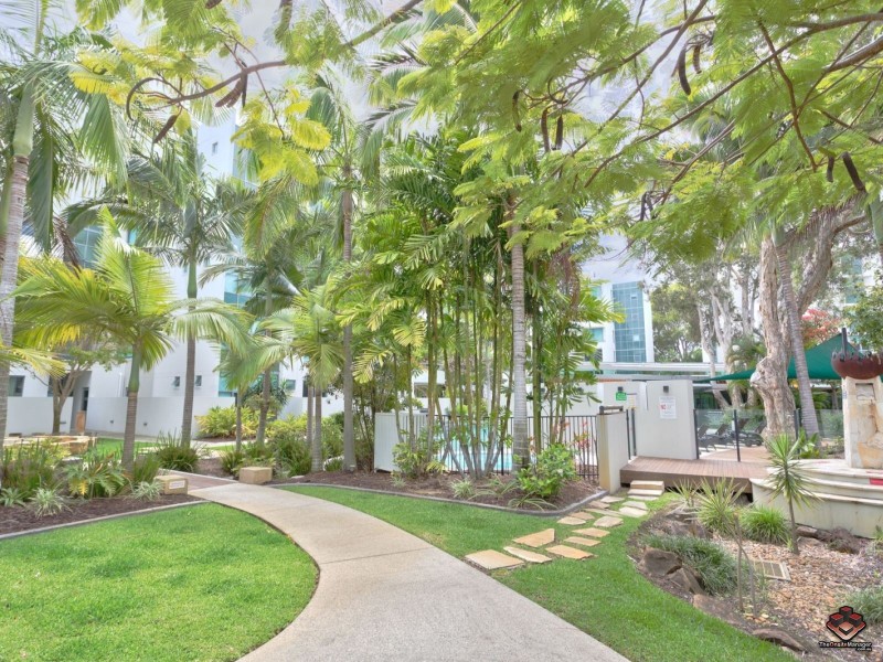 20-28 Bayview Street, Runaway Bay QLD 4216