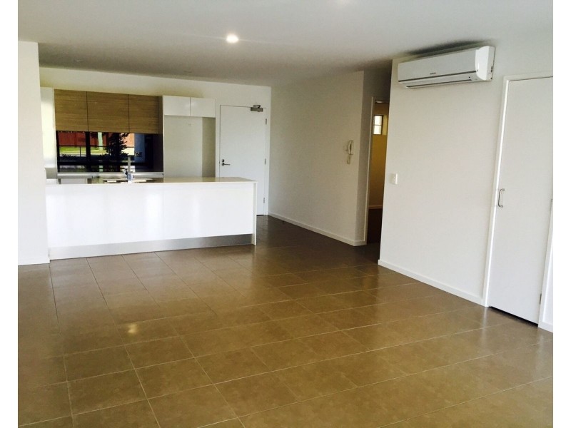 Unit 4207/1-7 Waterford Court, Bundall QLD 4217