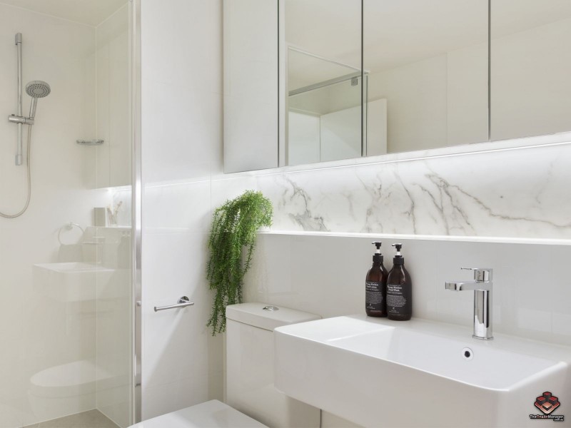 139 Scarborough Street, Southport QLD 4215