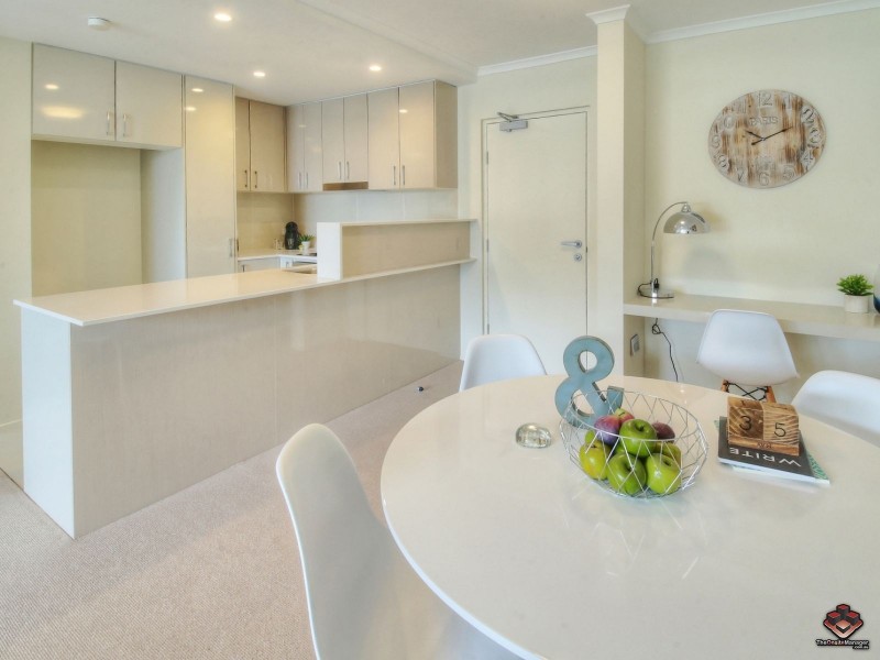 66 Slobodian Avenue, Eight Mile Plains QLD 4113