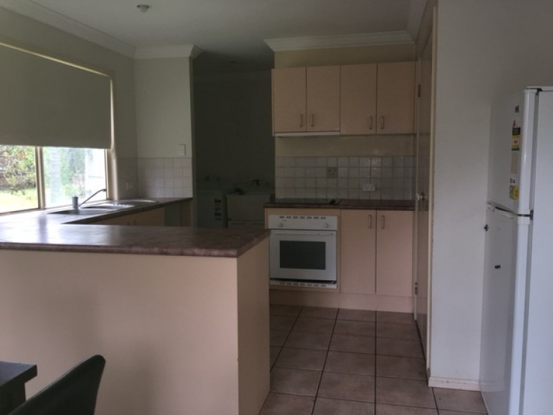 126 Klumpp Road, Upper Mount Gravatt QLD 4122