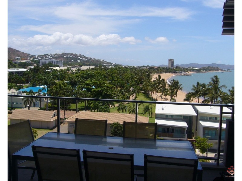 6-24 Mariners Drive, Townsville City QLD 4810