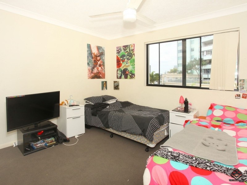 38 Labrador Street, Labrador QLD 4215