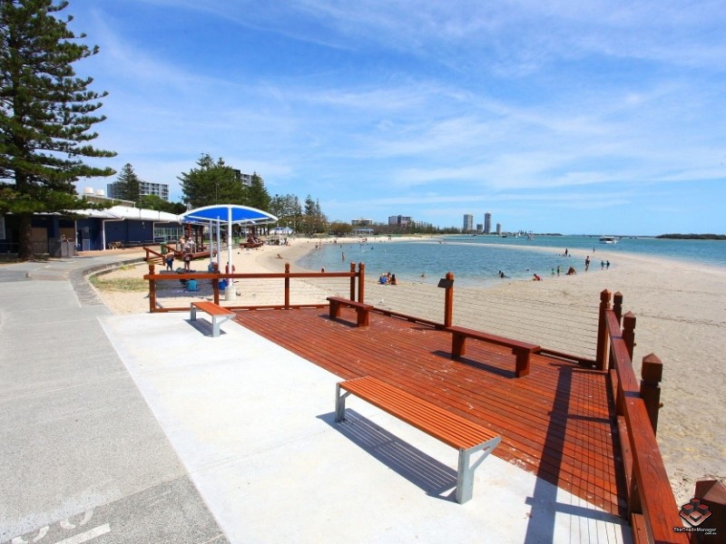 38 Labrador Street, Labrador QLD 4215