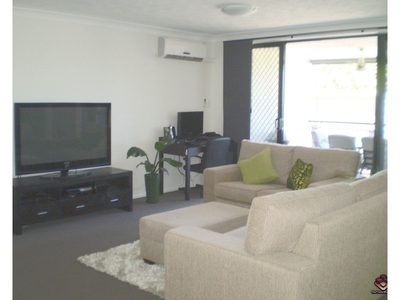 1S/35 Hamilton Road, Moorooka QLD 4105