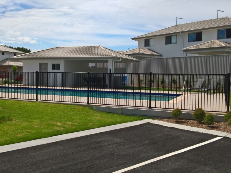 8 Whitehorse Road, Dakabin QLD 4503