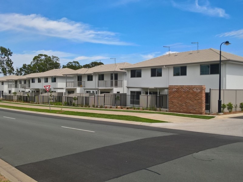 8 Whitehorse Road, Dakabin QLD 4503