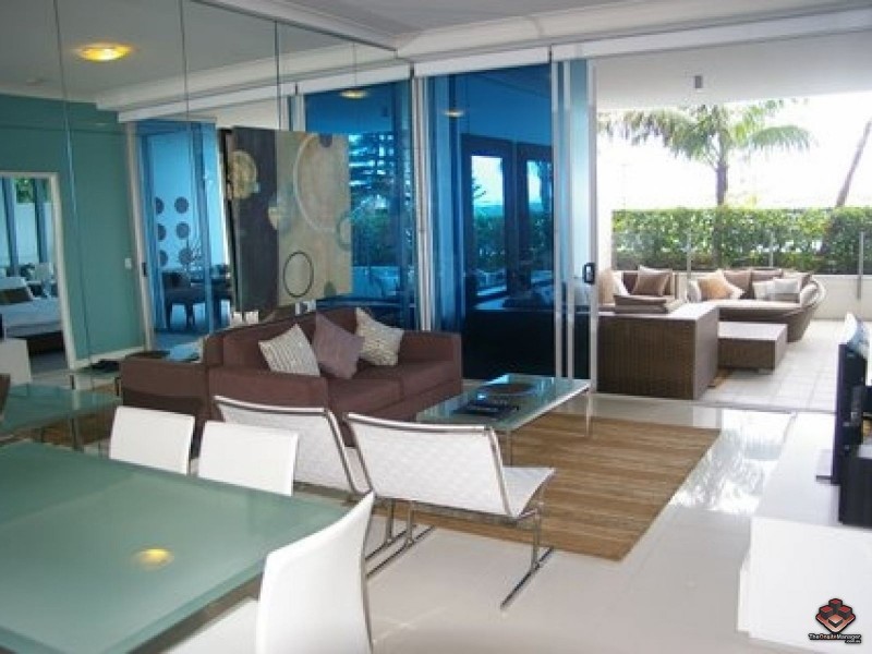 430 Marine Parade, Biggera Waters QLD 4216