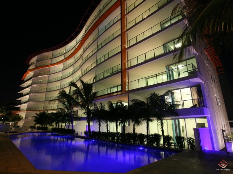 430 Marine Parade, Biggera Waters QLD 4216
