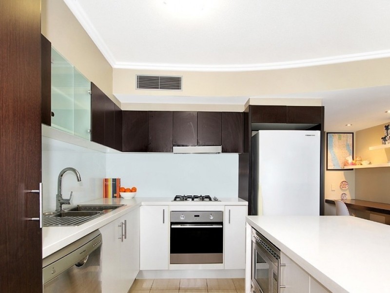 7 Helen Street, Teneriffe QLD 4005