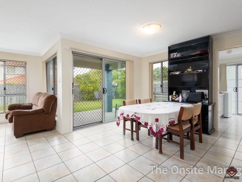 24 Earnshaw Street, Calamvale QLD 4116