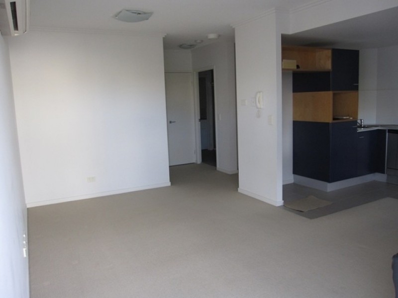 16/1 Arbour Avenue, Robina QLD 4226