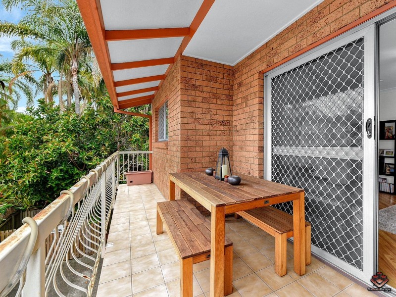 26 Mansfield Street, Coorparoo QLD 4151