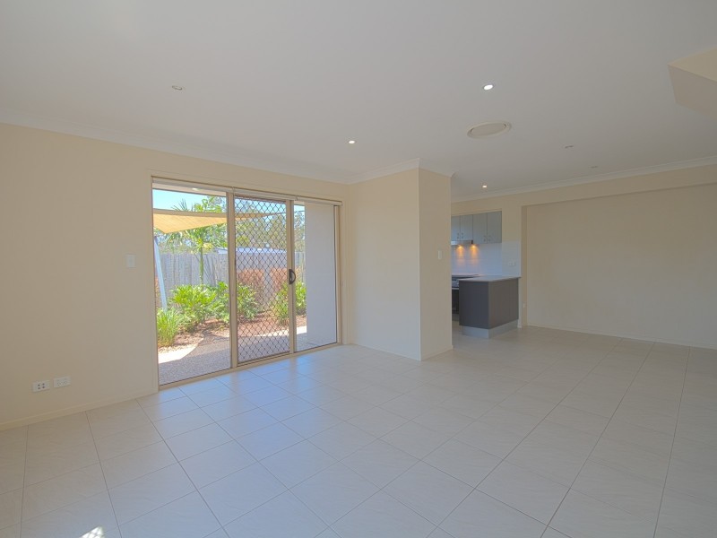 100/10 Tripcony Place, Wakerley QLD 4154