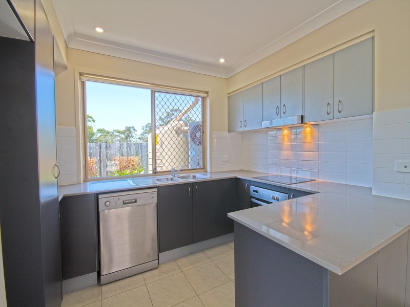 100/10 Tripcony Place, Wakerley QLD 4154