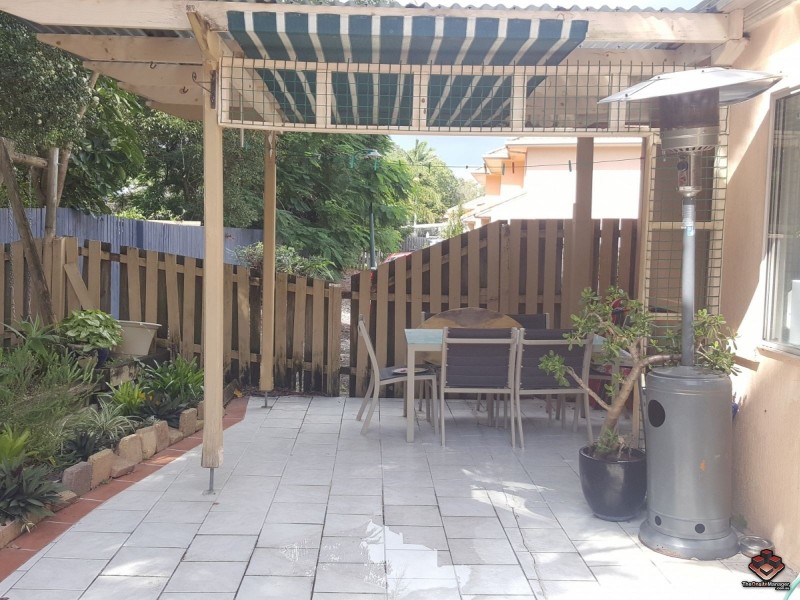 92 Guineas Creek Road, Currumbin Waters QLD 4223