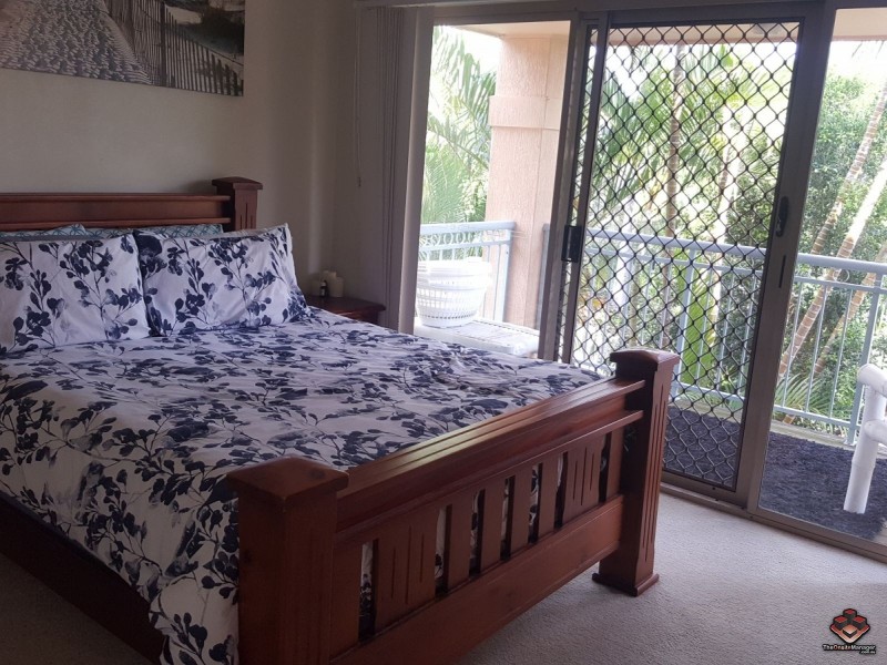 92 Guineas Creek Road, Currumbin Waters QLD 4223