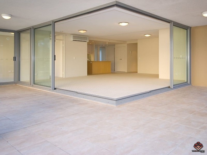 105 Scarborough Street, Southport QLD 4215