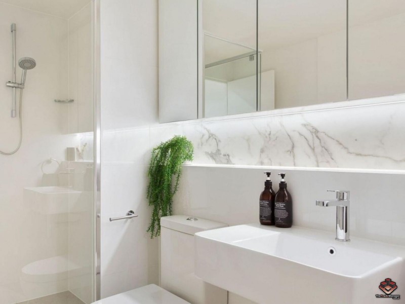 139 Scarborough Street, Southport QLD 4215