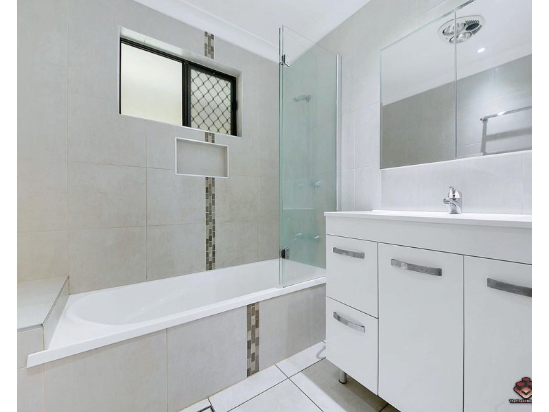 35 Cameron Street, Redbank Plains QLD 4301