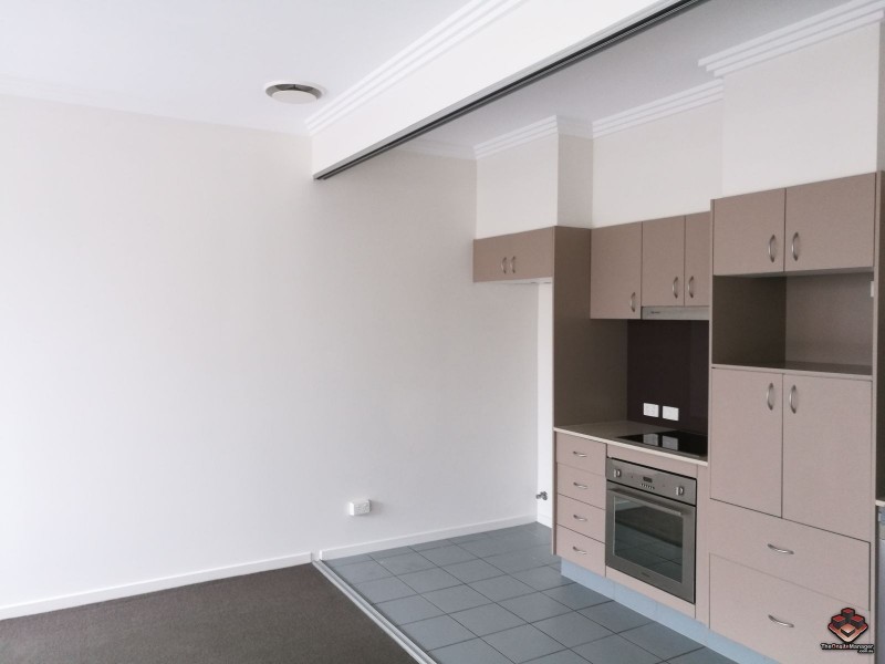 45 Bundall Rd, Bundall QLD 4217