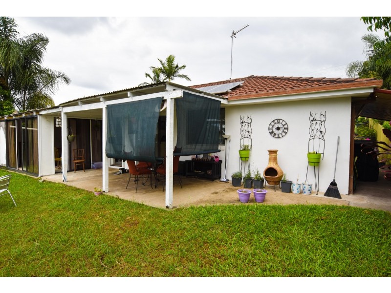 17 Plum Parade, Nerang QLD 4211