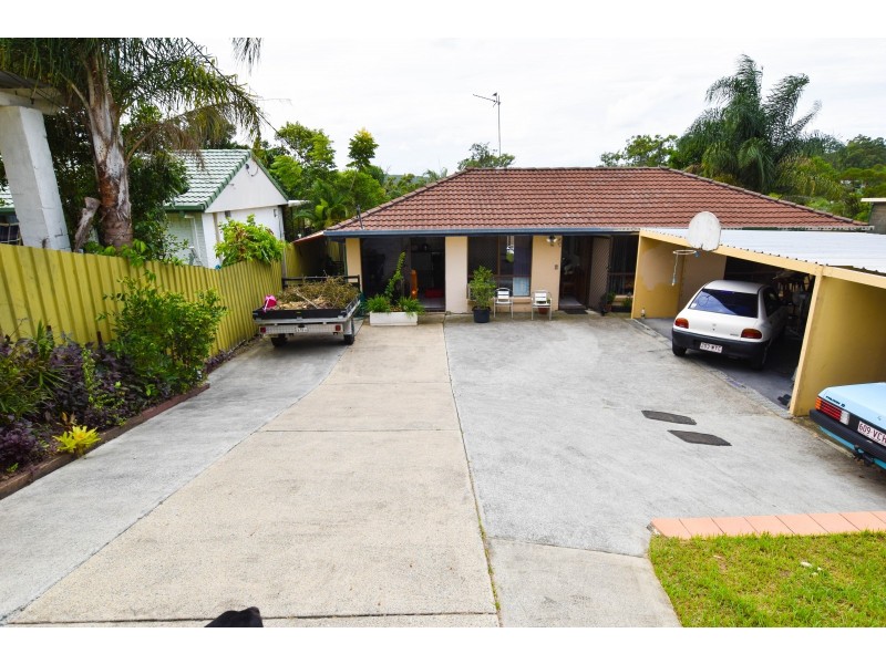 17 Plum Parade, Nerang QLD 4211
