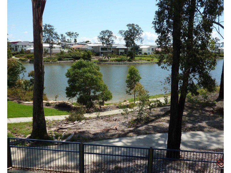 ID:3853476/28 CASTELLO CIRCUIT, Varsity Lakes QLD 4227