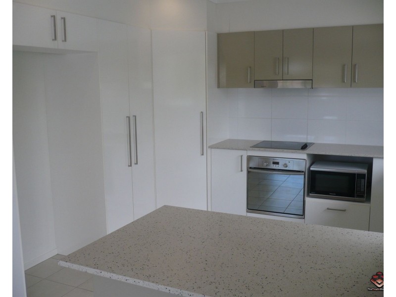 ID:3853476/28 CASTELLO CIRCUIT, Varsity Lakes QLD 4227