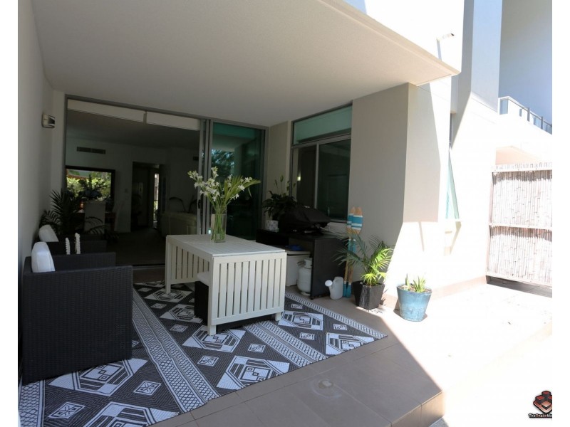 28 Bayview Street, Runaway Bay QLD 4216