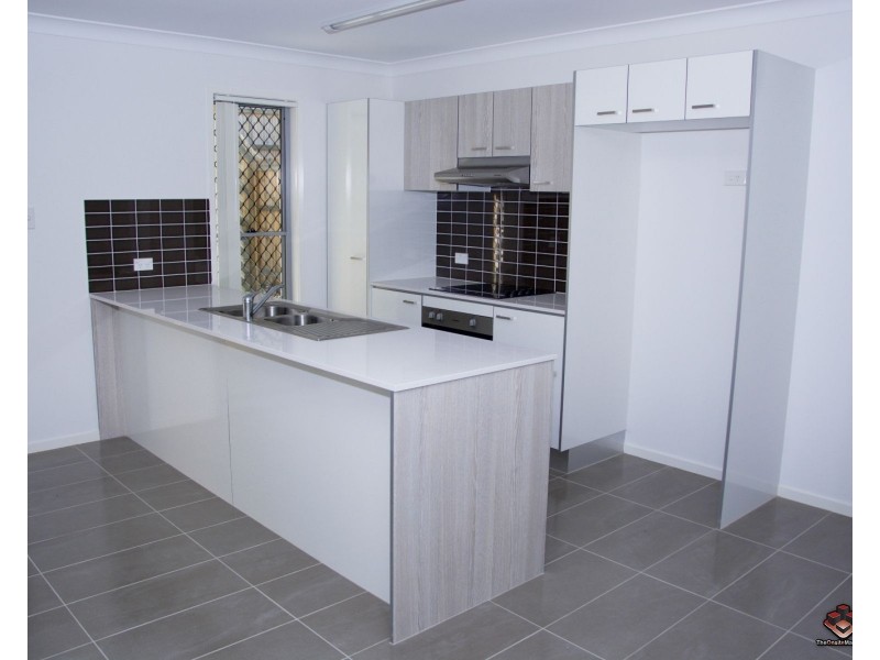 40 Old Logan Road, Gailes QLD 4300