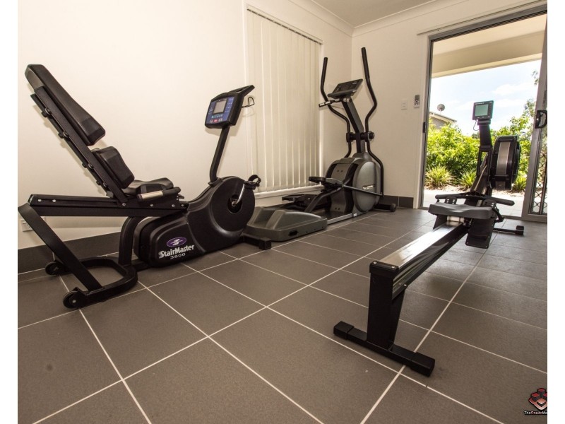 40 Old Logan Road, Gailes QLD 4300