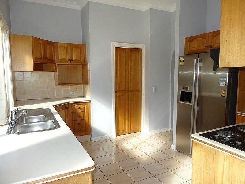 3 Clipper Court, Biggera Waters QLD 4216