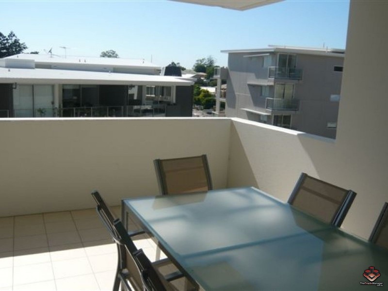 95 Clarence Road, Indooroopilly QLD 4068