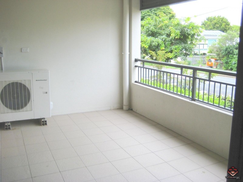 2Z/35 Hamilton Road, Moorooka QLD 4105